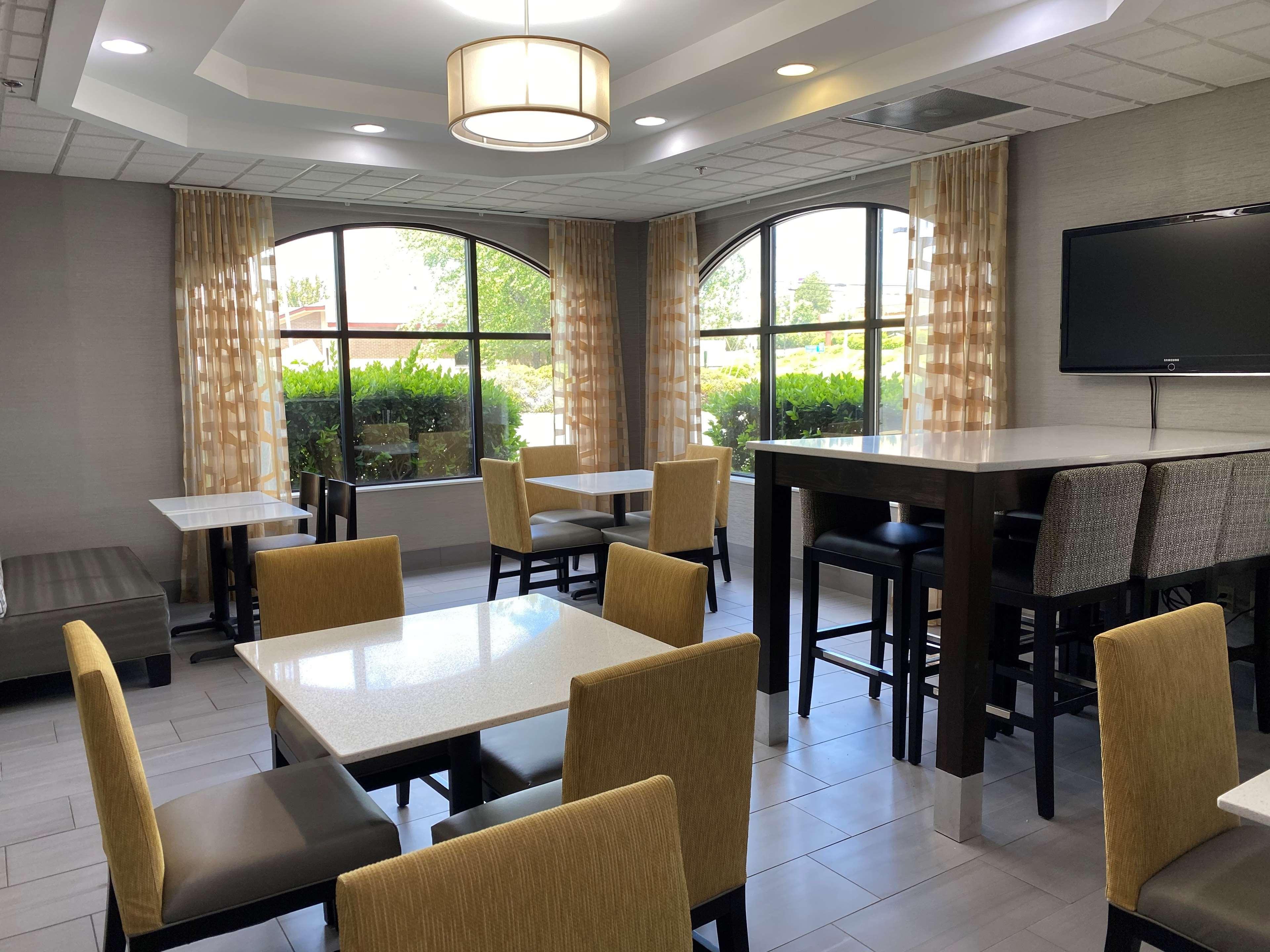 Best Western Executive Inn & Suites Columbia Exterior photo